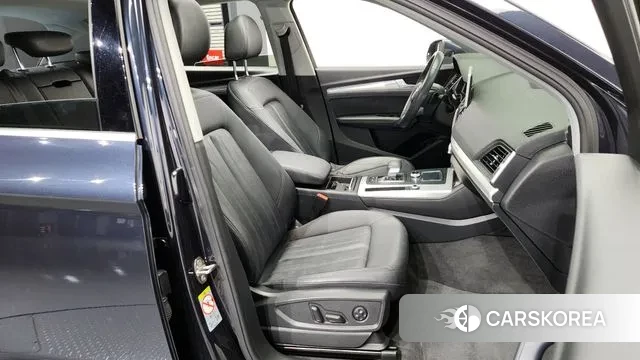 Audi Q5 (FY) 2020 Синий из Кореи, фото 2