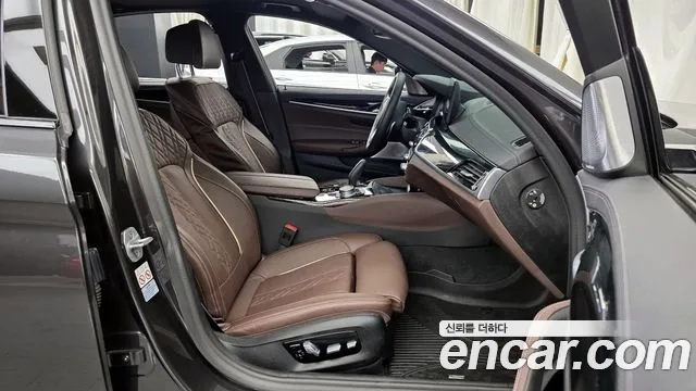 BMW 5 Series (G30) 2021 Серый из Кореи, фото 2