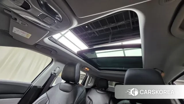 Jeep Compass 2nd Generation 2022 Белый из Кореи, фото 2