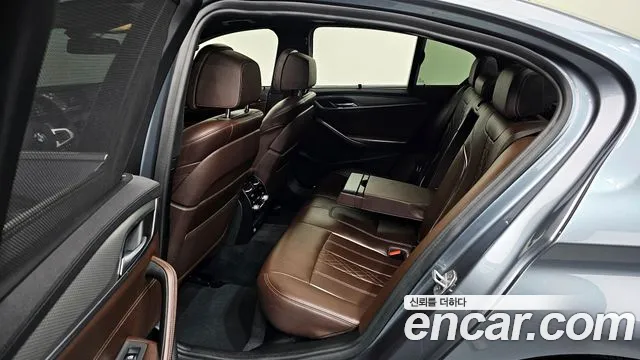 BMW 5 Series (G30) id 2700167 из Кореи 2