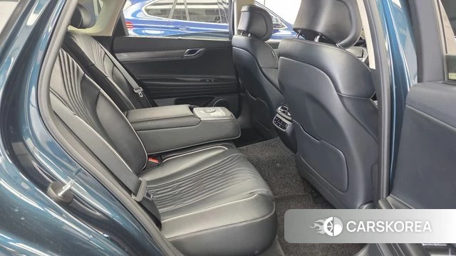 Genesis G80 (RG3) 2022 Темно-зеленый из Кореи, фото 2