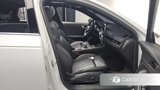 Audi A4 (B9) 2019 Белый из Кореи, фото 2