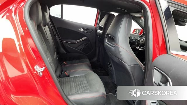 Mercedes-Benz GLA-Class X156 2019 Красный из Кореи, фото 2