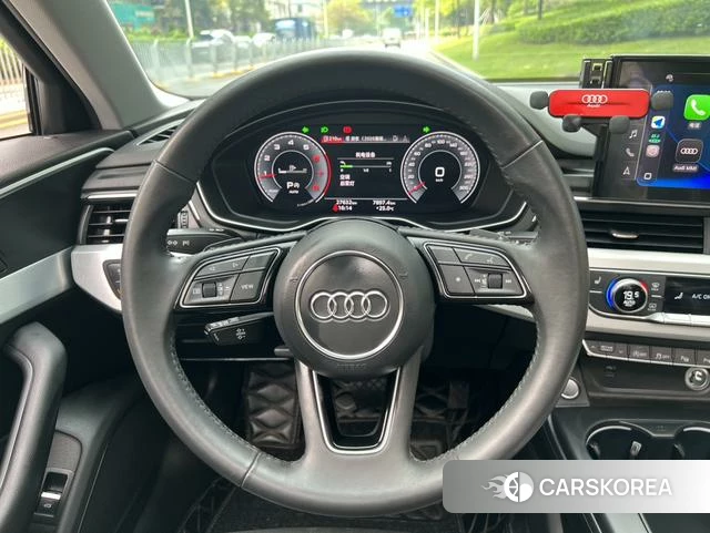 Audi A4L 2021 Белый из Китая, фото 2