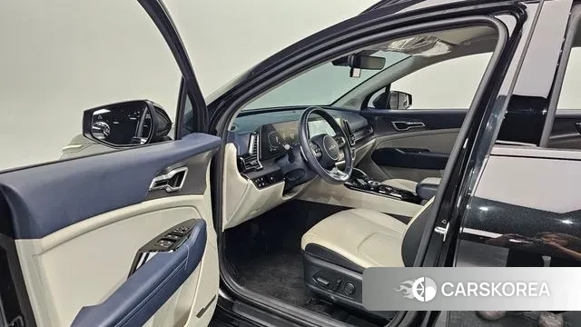 Kia Sportage 5th Generation Hybrid 2022 Черный из Кореи, фото 2