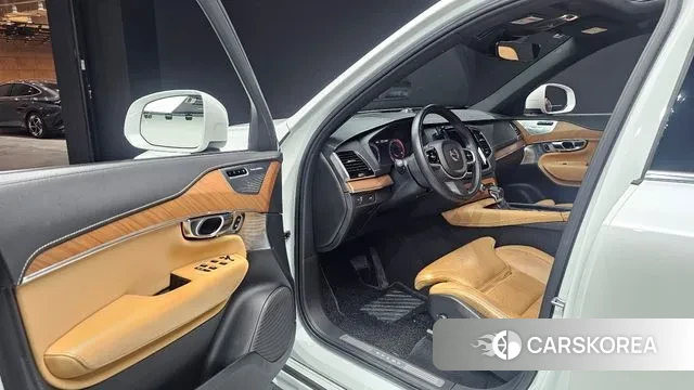 Volvo XC90 second Generation 2018 Белый из Кореи, фото 2