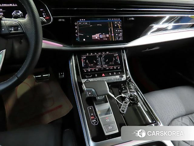Audi Q8 (4M) 2025 Серый из Кореи, фото 2