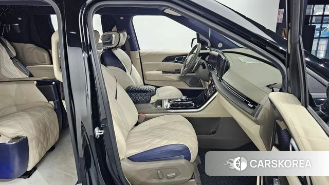 Kia Carnival 4th generation 2022 Черный из Кореи, фото 2