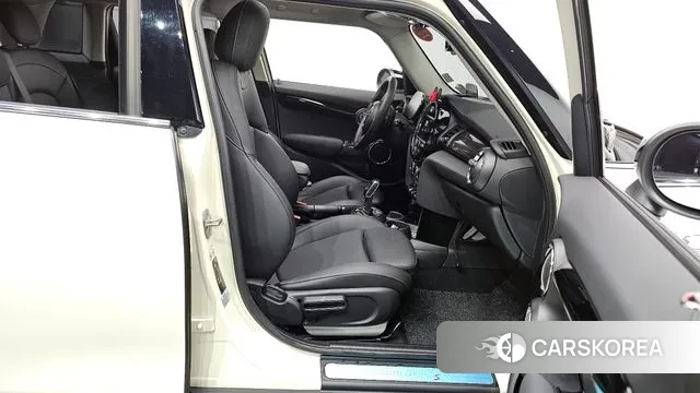 Mini Cooper S 2021 Белый из Кореи, фото 2