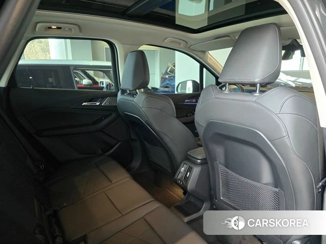 BMW 2 Series Active Tourer (U06) 2023 Черный из Кореи, фото 2