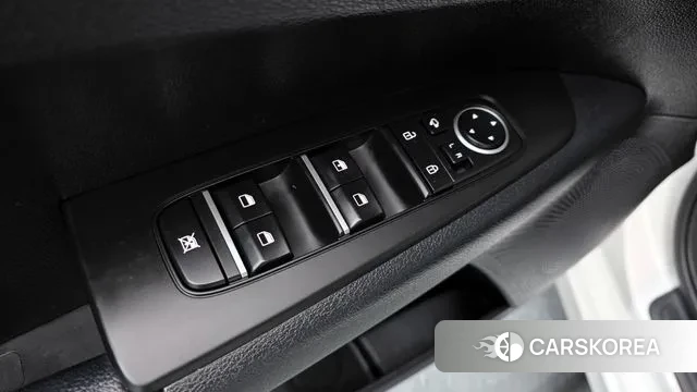 Kia The New K3 2nd generation 2022 Белый из Кореи, фото 2