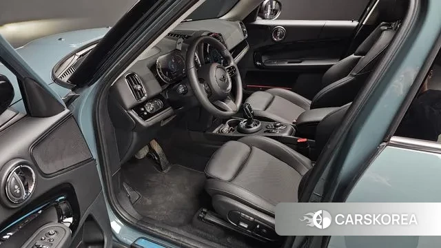 Mini Cooper Countryman 2022 Цвет галактики из Кореи, фото 2