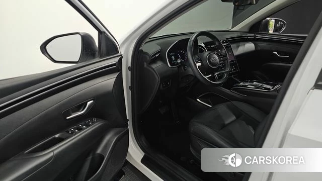 Hyundai Tucson (NX4) 2022 Белый из Кореи, фото 2
