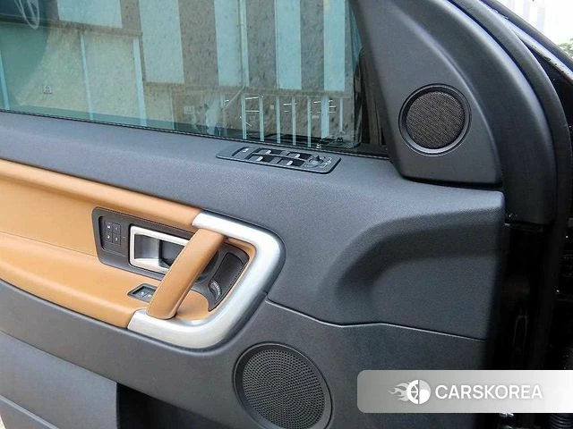 Land Rover Discovery Sports 2019 Черный из Кореи, фото 2
