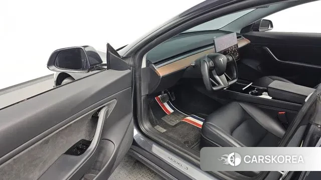 Tesla Model 3 2020 Серый из Кореи, фото 2