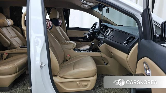 Kia The New Carnival 2018 Белый из Кореи, фото 2