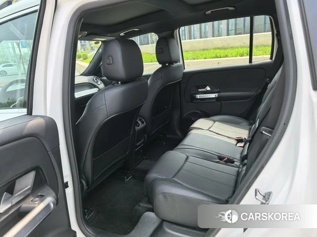 Mercedes-Benz EQB 2024 Белый из Китая, фото 2