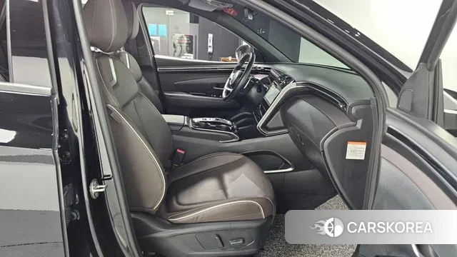 Hyundai Tucson Hybrid (NX4) 2021 Черный из Кореи, фото 2