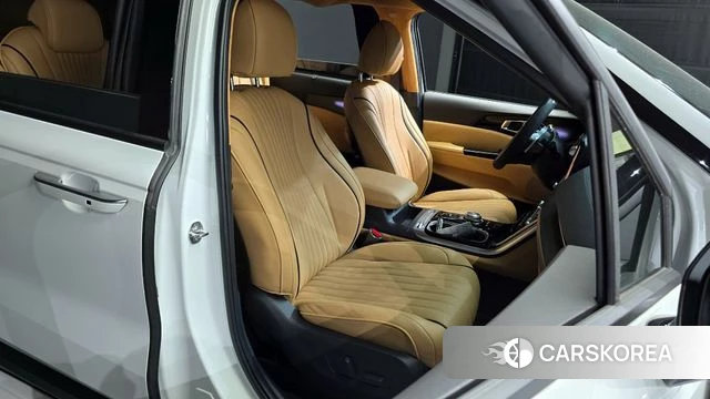 Kia Carnival 4th generation 2023 Белый из Кореи, фото 2