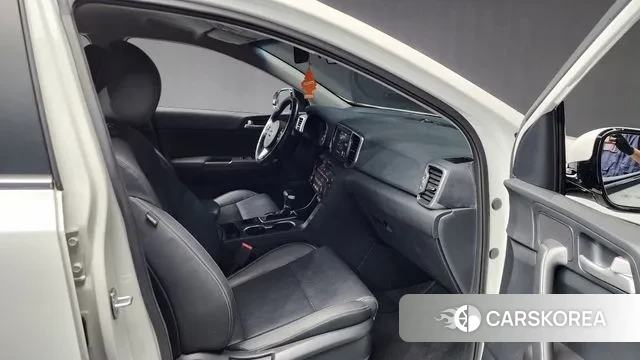 Kia Sportage 4th Generation 2018 Белый из Кореи, фото 2