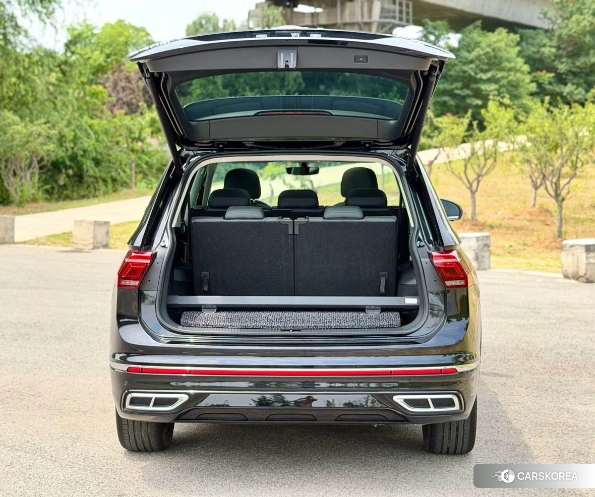 Volkswagen Tiguan L 2021 Черный из Китая, фото 2