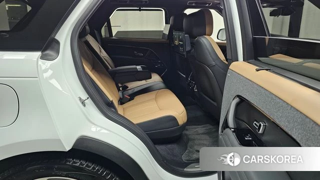 Land Rover Range Rover Sport 3rd Generation 2024 Белый из Кореи, фото 2