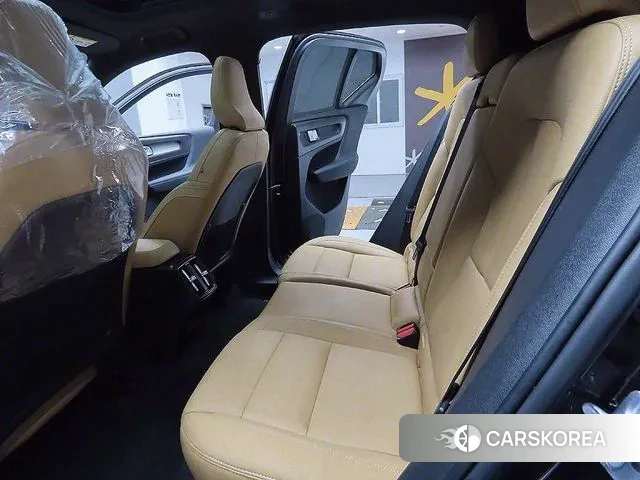 Volvo XC40 2020 Черный из Кореи, фото 2