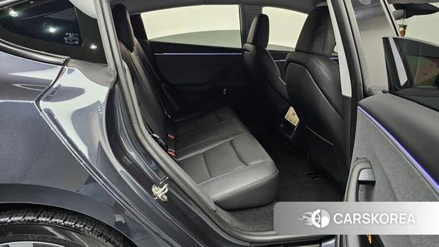 Tesla Model 3 2024 Серый из Кореи, фото 2