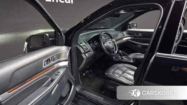 Ford Explorer 2018 Черный из Кореи, фото 2