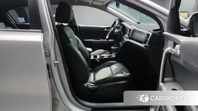 Kia Sportage The Bold 2019 Серебристо-серый из Кореи, фото 2