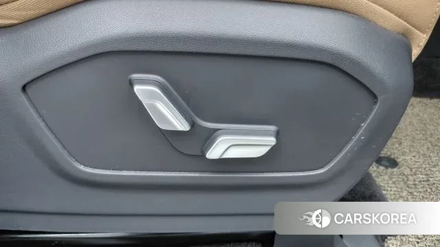 Hyundai Santa Fe (MX5) 2024 Белый из Кореи, фото 2