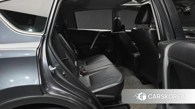 Toyota RAV4 2018 Серый из Кореи, фото 2
