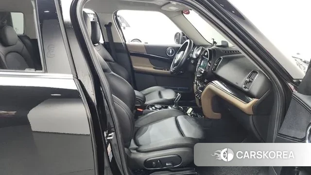 Mini Cooper D Countryman 2019 Черный из Кореи, фото 2