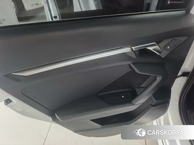 Audi A3 2022 Белый из Китая, фото 2
