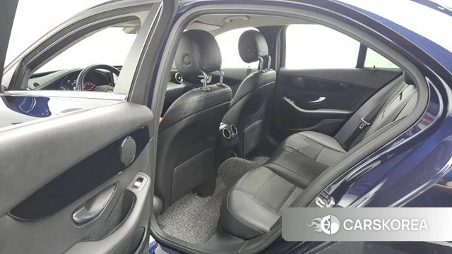 Mercedes-Benz C-Class W205 2019 Синий из Кореи, фото 2