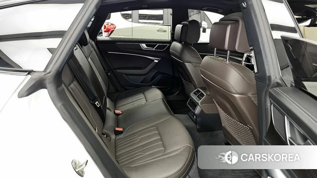 Audi A7 (4K) 2023 Белый из Кореи, фото 2