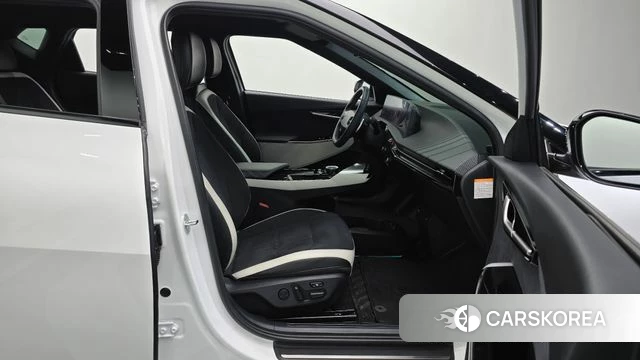 Kia EV6 2023 Белый из Кореи, фото 2