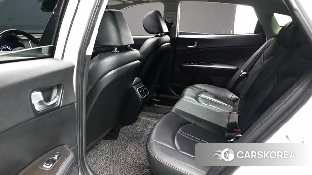 Kia The New K5 2nd generation 2018 Белый из Кореи, фото 2
