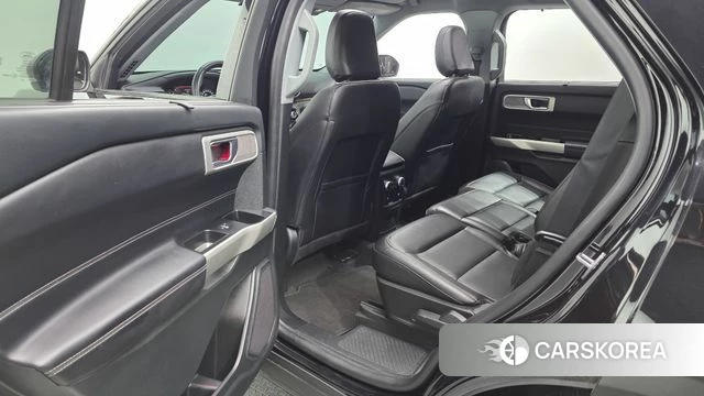Ford Explorer 6th Generation 2022 Черный из Кореи, фото 2