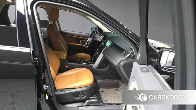 Land Rover Discovery Sports 2018 Черный из Кореи, фото 2