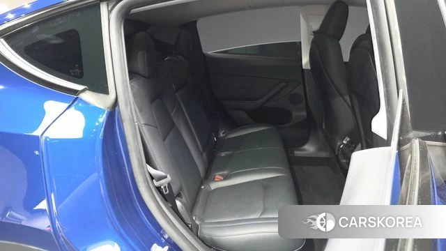 Tesla Model Y 2023 Синий из Кореи, фото 2