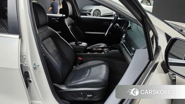 Kia Sportage 5th Generation 2022 Белый из Кореи, фото 2