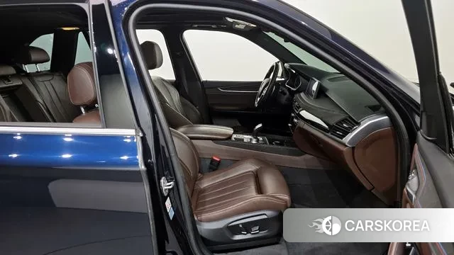 BMW X5 (F15) 2018 Черный из Кореи, фото 2