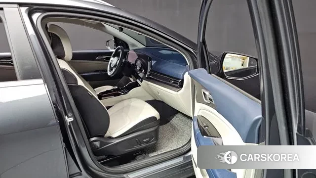 Kia Sportage 5th Generation 2023 Серый из Кореи, фото 2