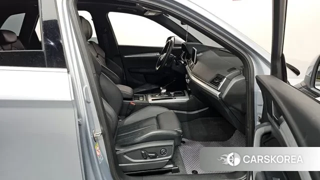 Audi Q5 (FY) 2020 Серебряный из Кореи, фото 2