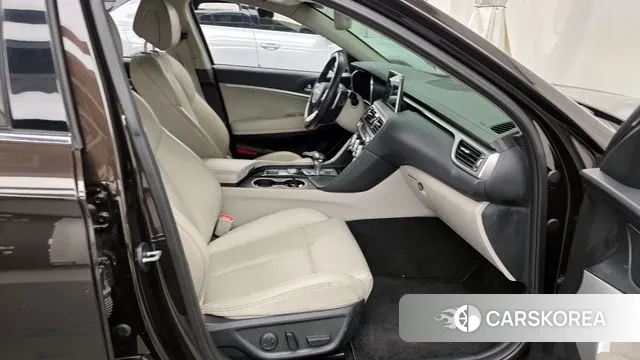 Genesis G70 2018 Коричневый из Кореи, фото 2