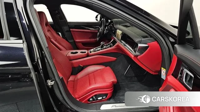 Porsche Panamera (971) 2021 Черный из Кореи, фото 2