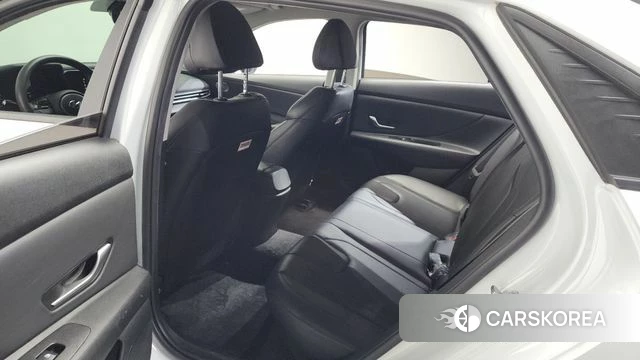 Hyundai Avante (CN7) 2022 Белый из Кореи, фото 2