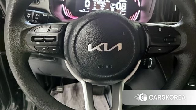 Kia The New Kia Ray 2023 Черный из Кореи, фото 2