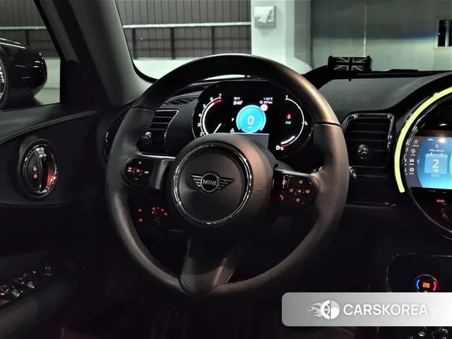 Mini Cooper Clubman 2024 Белый из Кореи, фото 2